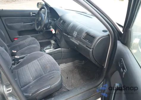 2003 Volkswagen Jetta Gls 1.8T z USA, uszkodzony, nr VIN 3VWSE69M03M057753